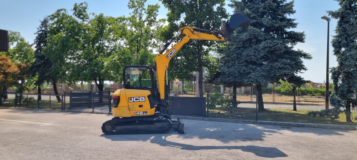 JCB14